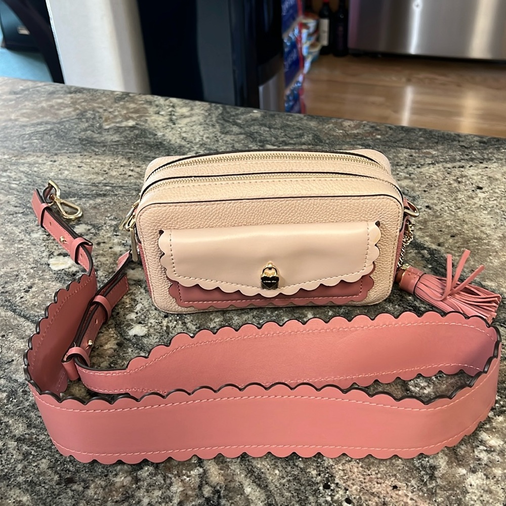 New Michael Kors Pink Leather Pocket Camera Crossbody